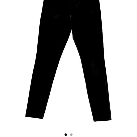 Jean - Picture 2 of 4